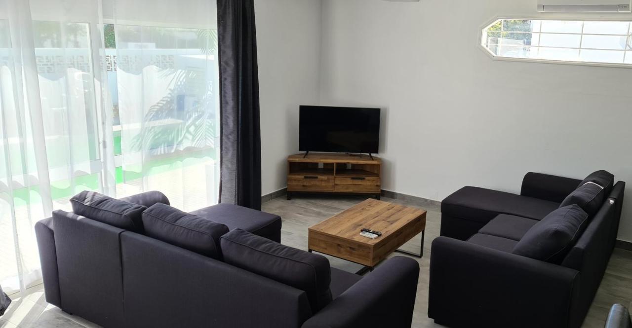 Villa Oura - Large - Private Pool - 5 Bedrooms Albufeira